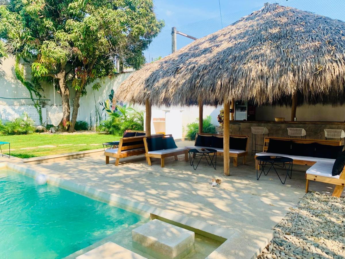 Colorada House Hostel Puerto Escondido  Exterior photo